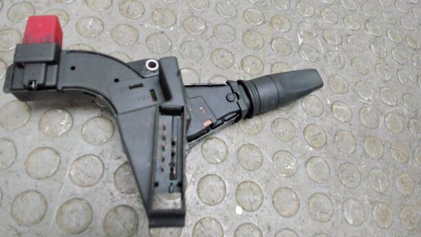 Foto: BLINKERSCHALTER / KOMBISCHALTER eines Ford Scorpio Turnier CLX
