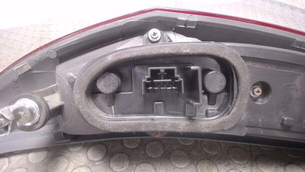 Foto: HECKLEUCHTE ( 2/3 TÜRER ) eines Fiat Punto 1.2 8V CLX