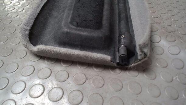Foto: HUTABLAGE eines Seat Arosa 1.0 CLX