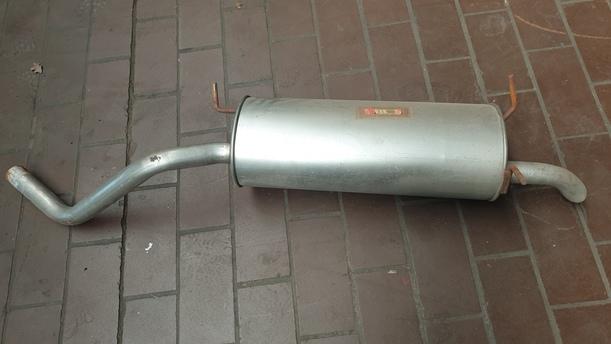 Foto: NACHSCHALLDÄMPFER BOSAL eines Renault Megane 1.4 CLX