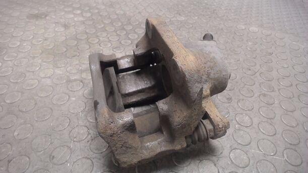Foto: BREMSSATTEL VORNE LINKS ( LUCAS ) eines Renault Megane 1.4 CLX
