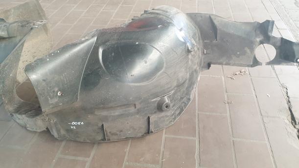 Foto: RADHAUSSCHALE/ INNENRADHAUS VORN LINKS ( 2 TEILIG ) eines Mercedes-Benz A 150 CL