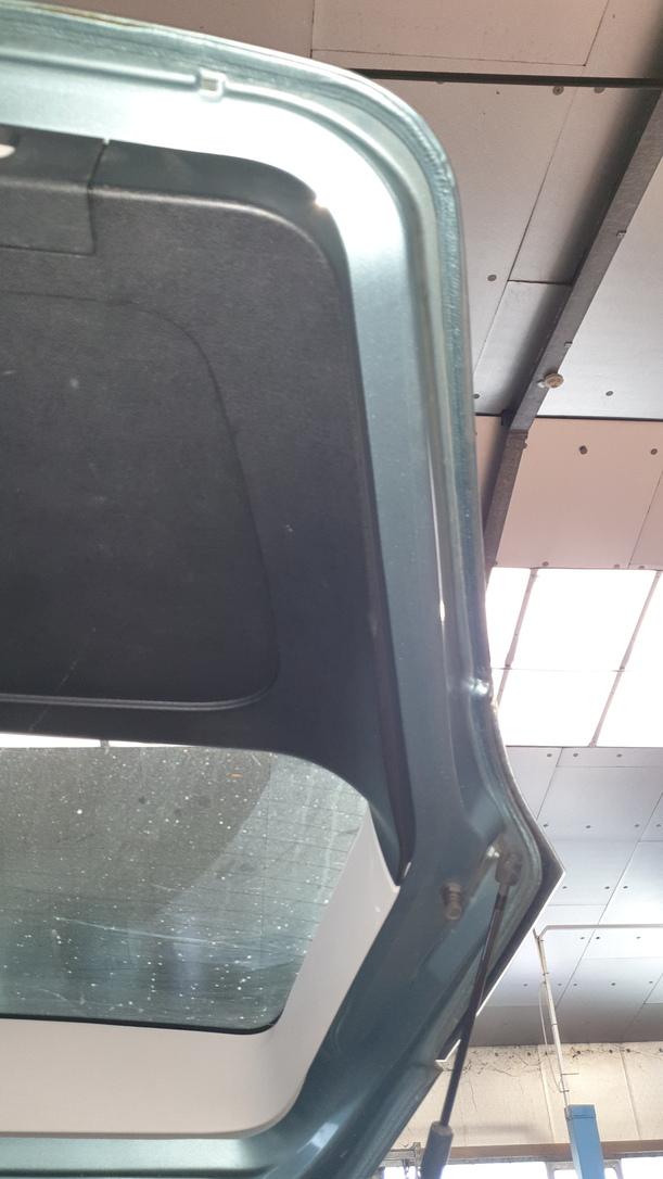 Foto: HECKKLAPPE/ HECKDECKEL eines Mercedes-Benz A 150 CL