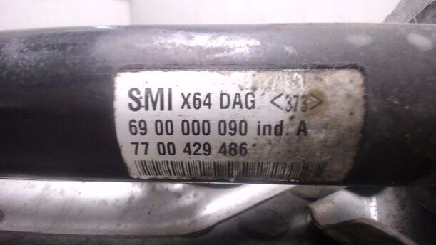 Foto: SERVOLENKUNG eines Renault Megane 1.4 CL