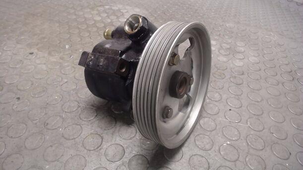 Foto: PUMPE SERVOLENKUNG eines Renault Megane 1.4 CLX