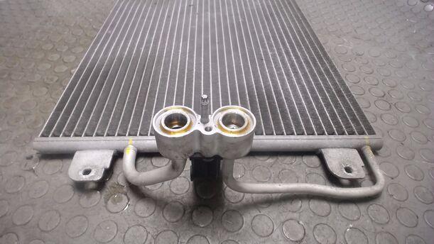 Foto: KONDENSATOR KLIMAANLAGE eines Renault Megane 1.4 CLX