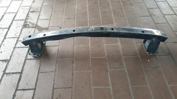 Foto: VERSTÄRKUNG VORN eines Opel Corsa 1.3 CDTI CLX