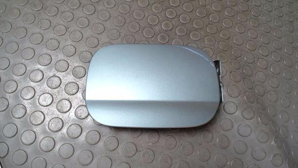 Foto: TANKKLAPPE/ TANKDECKEL eines Mercedes-Benz A 150 CLX