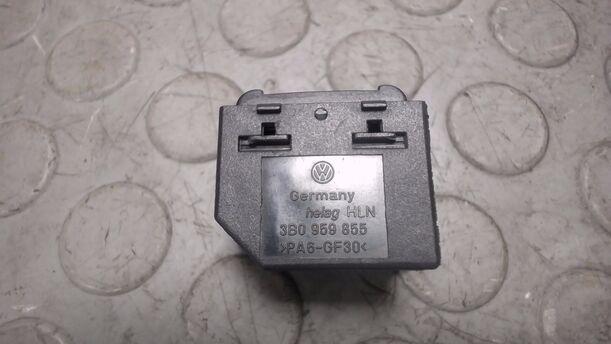 Foto: FENSTERHEBERSCHALTER HINTEN LINKS eines Skoda Octavia 1.8 T Combi Viva X