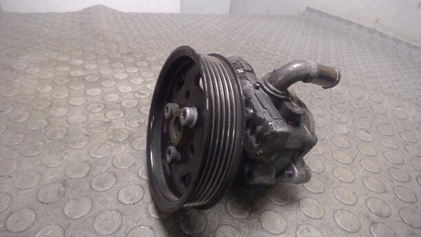 Foto: PUMPE SERVOLENKUNG / SERVOPUMPE eines Skoda Octavia 1.8 T Combi Viva X
