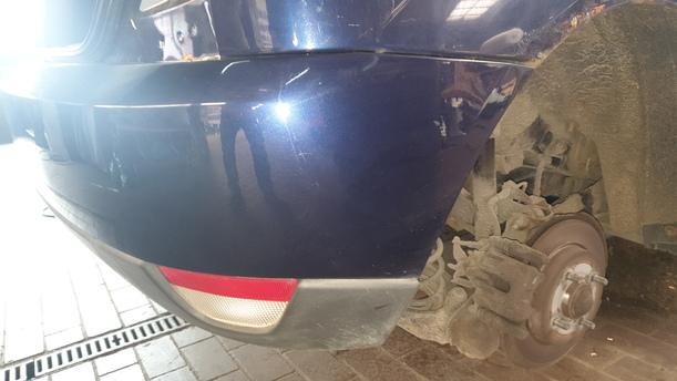 Foto: STOSSFÄNGER / STOßSTANGE HINTEN eines Ford Focus Viva X