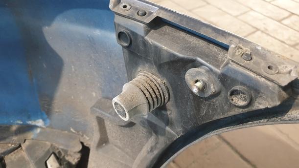 Foto: STOSSFÄNGER / STOßSTANGE HINTEN eines Ford Focus Viva X