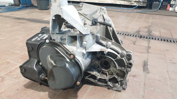 Foto: SCHALTGETRIEBE 5 GANG eines Ford Focus Viva X