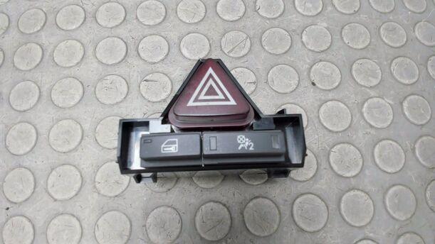 Foto: WARNBLINKSCHALTER eines Opel Corsa 1.4 16V Viva X
