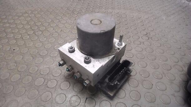 Foto: HAUPTBREMSAGGREGAT ABS eines Opel Corsa 1.3 CDTI Viva X