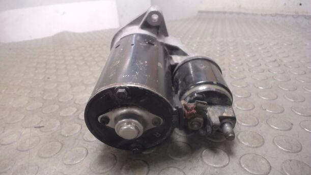 Foto: ANLASSER / STARTER ( BOSCH ) eines Opel Corsa 1.3 CDTI Viva X