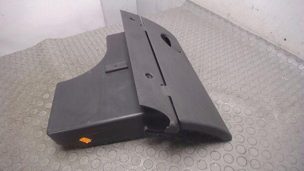 Foto: HANDSCHUHFACH eines Opel Corsa 1.3 CDTI Viva X