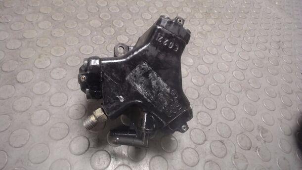 Foto: DIESELEINSPRITZPUMPE eines Opel Corsa 1.3 CDTI Viva X