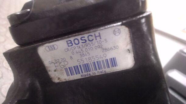 Foto: DIESELEINSPRITZPUMPE eines Opel Corsa 1.3 CDTI Viva X