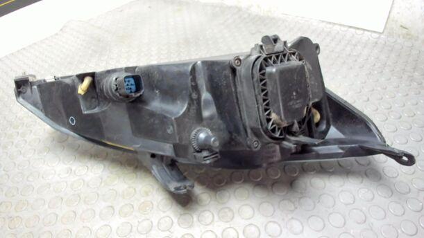 Foto: SCHEINWERFER LINKS ( VOR FACELIFT ) eines Ford Focus Viva X