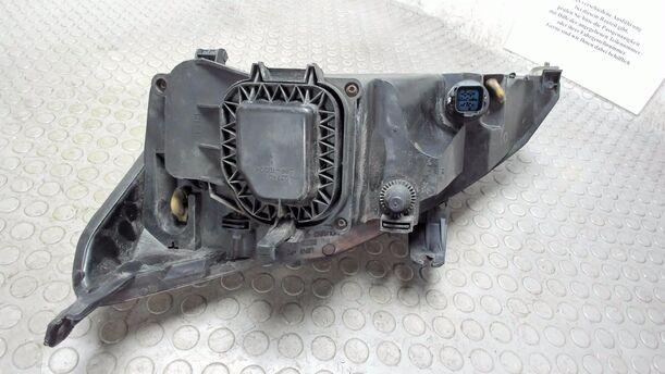 Foto: SCHEINWERFER RECHTS ( VOR FACELIFT ) eines Ford Focus Viva X