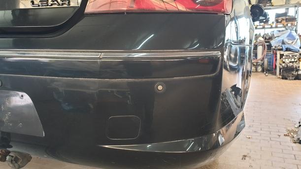 Foto: STOSSSTANGE / STOSSFÄNGER HINTEN eines Peugeot 407 HDi 205 Bi-Turbo Automatik Viva X