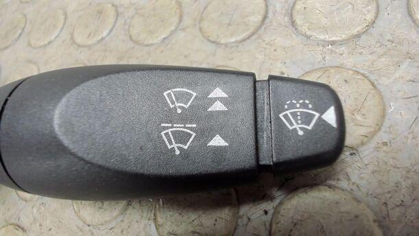 Foto: SCHEIBENWISCHERSCHALTER eines Ford Focus GL