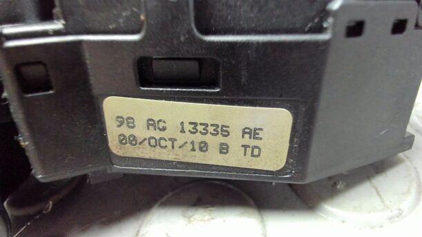 Foto: BLINKERSCHALTER / KOMBISCHALTER eines Ford Focus GL