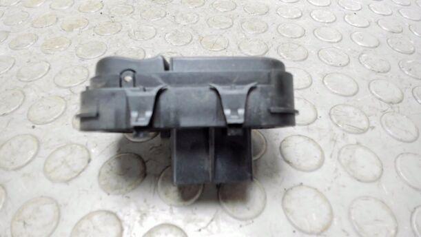 Foto: FENSTERHEBERSCHALTER eines Ford Focus GL