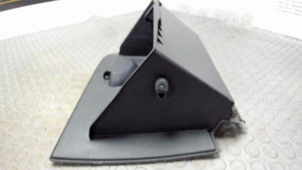 Foto: HANDSCHUHFACH eines Ford Focus GL