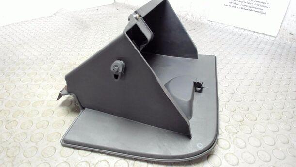 Foto: HANDSCHUHFACH eines Ford Focus GL