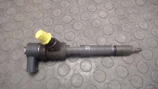 Foto: DIESELEINSPRITZVENTIL eines Opel Corsa 1.3 CDTI GL
