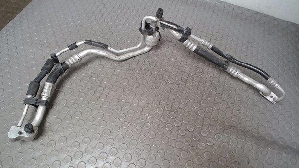 Foto: SCHLAUCH KONDENSATOR/ VERDAMPFER eines Opel Corsa 1.0 12V GL