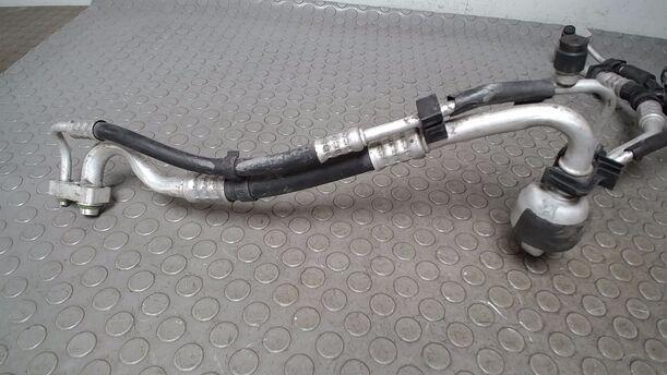 Foto: SCHLAUCH KONDENSATOR/ VERDAMPFER eines Opel Corsa 1.0 12V GL
