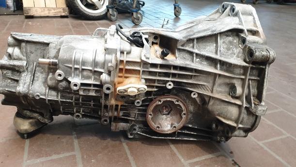 Foto: SCHALTGETRIEBE ENL eines Audi A4 1.6 GL