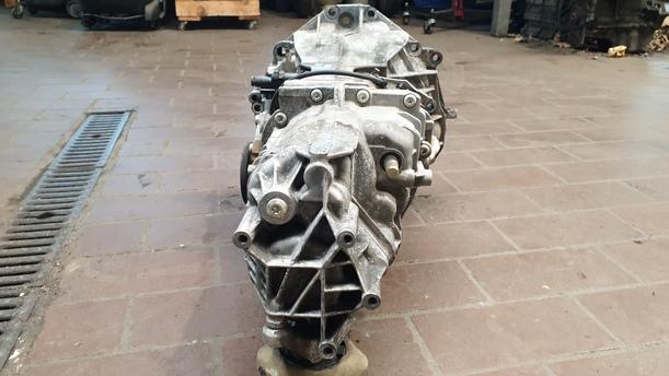 Foto: SCHALTGETRIEBE ENL eines Audi A4 1.6 GL