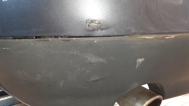 Foto: STOSSFÄNGER/ STOßSTANGE HINTEN ( LIMOUSINE ) eines Audi A4 1.6 GL