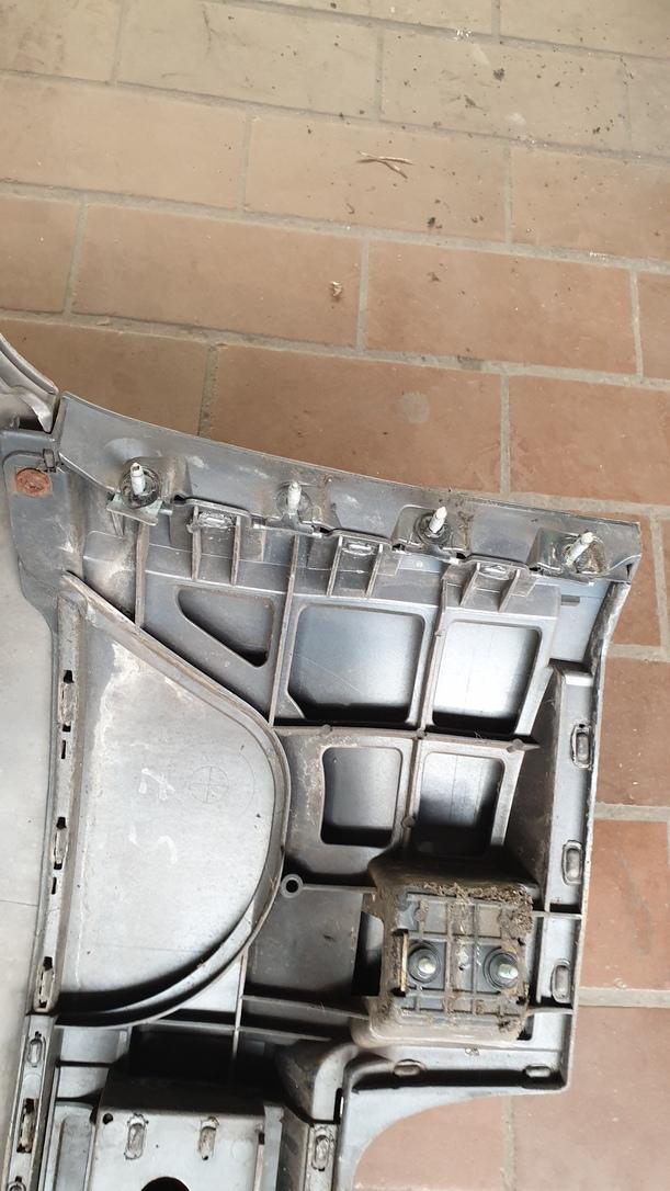 Foto: STOSSFÄNGER/ STOßSTANGE HINTEN ( LIMOUSINE ) eines Audi A4 1.6 GL