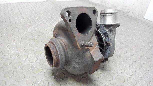 Foto: TURBOLADER eines Peugeot 407 HDi 205 Bi-Turbo Automatik Trend