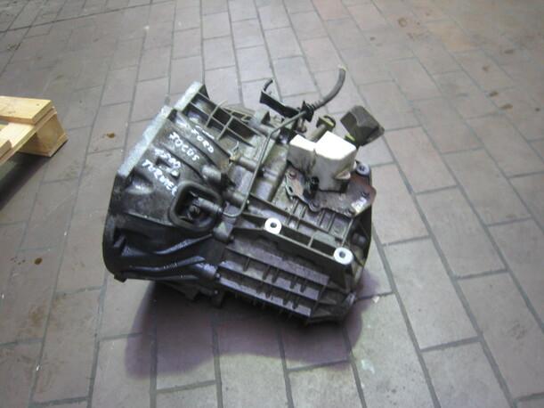 Foto: SCHALTGETRIEBE 5-GANG eines Ford Focus Turnier Trend