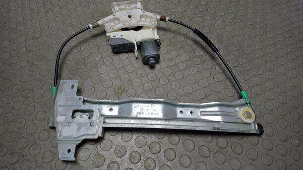 Foto: FENSTERHEBER HINTEN LINKS ELEKTRISCH eines Peugeot 407 HDi 205 Bi-Turbo Automatik Trend