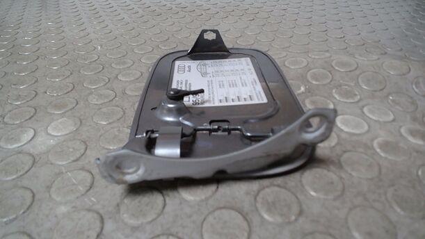 Foto: TANKKLAPPE/ TANKDECKEL eines Audi A4 1.6 GL