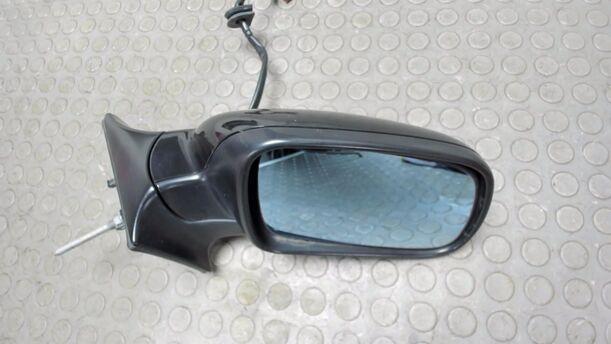 Foto: AUSSENSPIEGEL RECHTS ELEKTRISCH VERSTELLBAR / ANKLAPPBAR eines Peugeot 407 HDi 205 Bi-Turbo Automatik GL