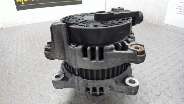 Foto: LICHTMASCHINE / GENERATOR eines Peugeot 407 HDi 205 Bi-Turbo Automatik
