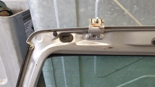 Foto: HECKKLAPPE/ HECKDECKEL ( AB 2000 ) eines Seat Arosa 1.0