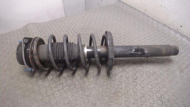 Foto: FEDERBEIN VORNE LINKS eines Ford Sierra Turnier CLX (LX)