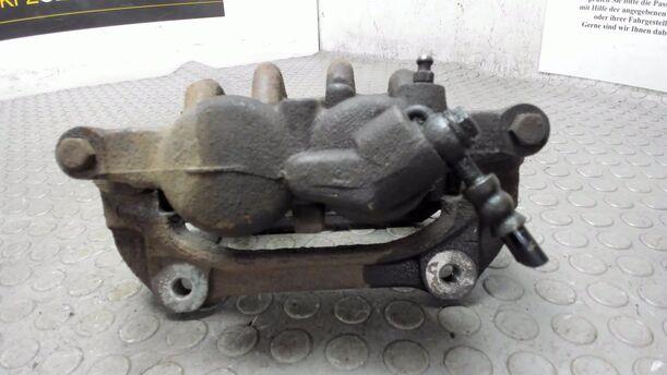 Foto: BREMSSATTEL VORNE RECHTS eines Peugeot 407 HDi 205 Bi-Turbo Automatik CLX (LX)