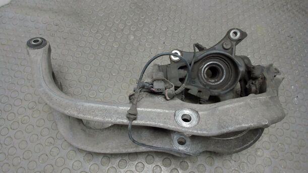 Foto: ACHSSCHENKEL VORNE LINKS eines Peugeot 407 HDi 205 Bi-Turbo Automatik CLX (LX)