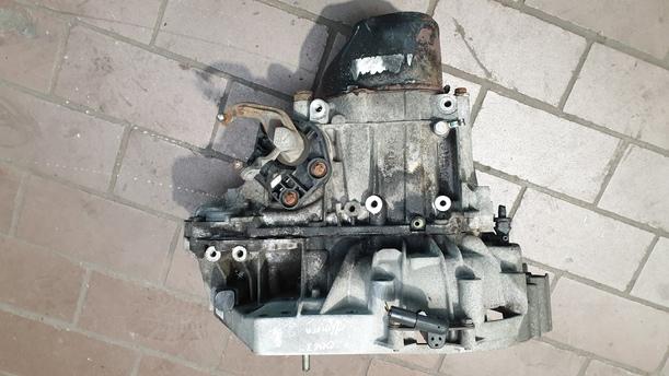 Foto: SCHALTGETRIEBE 5-GANG eines Nissan Almera 1.5 dCi XL