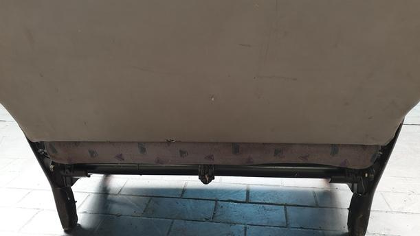 Foto: SITZREIHE 2TE REIHE / SITZE eines VW Multivan T4 CLX (LX)